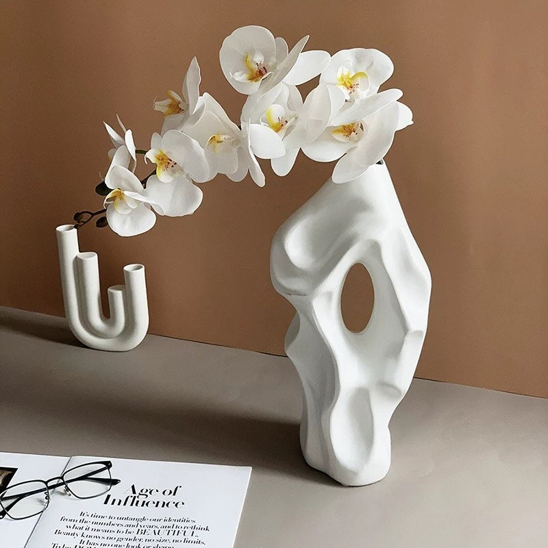 Modern Minimalism Abstract Hollow Vase