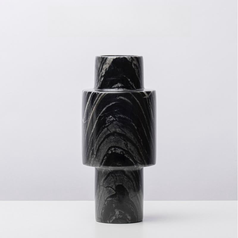 Minimalist 2-Piece Marble Vase Set