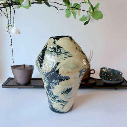 Handcrafted Wabi Sabi Hannela Vase